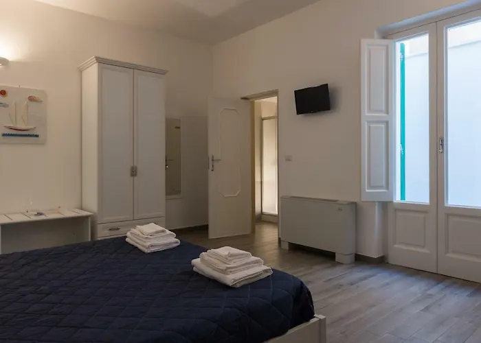 Rotta Mediterranea 4*
